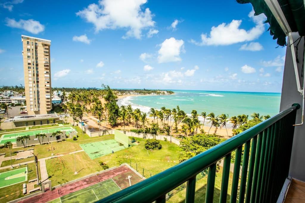 Enchanted Jewel 39 Beachfront Pool Luquillo Exterior photo